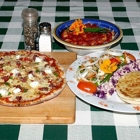 Bed and Breakfast Tower Of Pizza Ethels Drive Екстер'єр фото